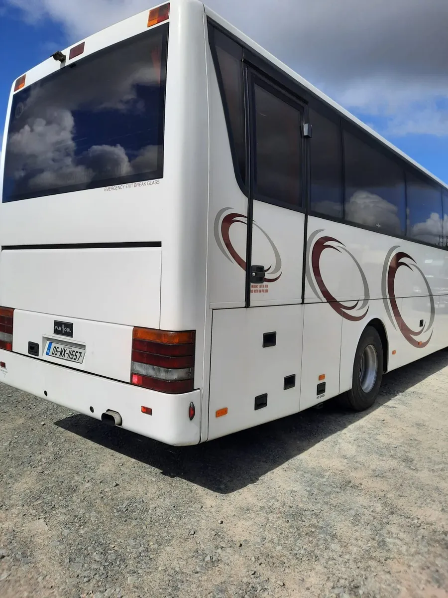 Coaches x 2 - Image 4