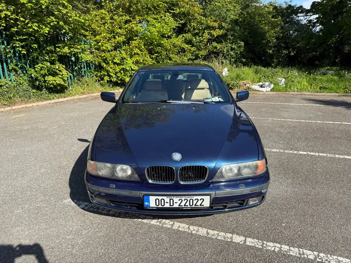 BMW E39 528i Automatic - Image 2