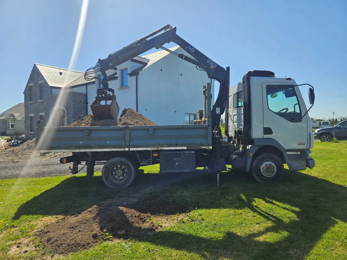 12 ton grab truck hire - Image 1