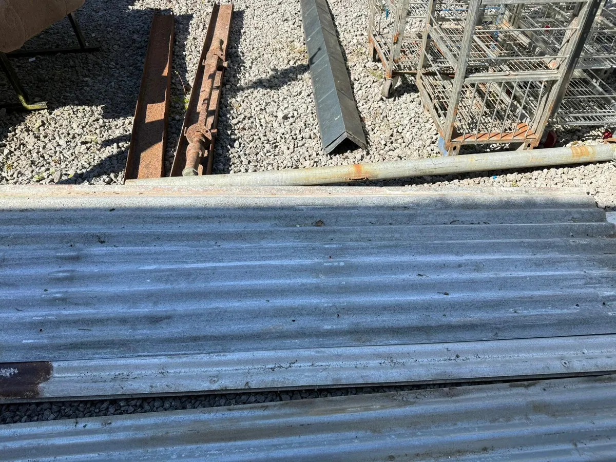 Galvanise sheets and guttering - Image 2