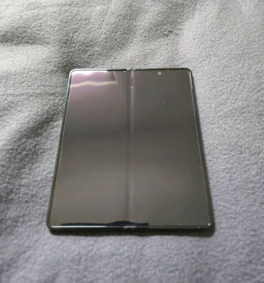 Samsung Fold 4 512GB Navy Unlocked Dual Sim - Image 1