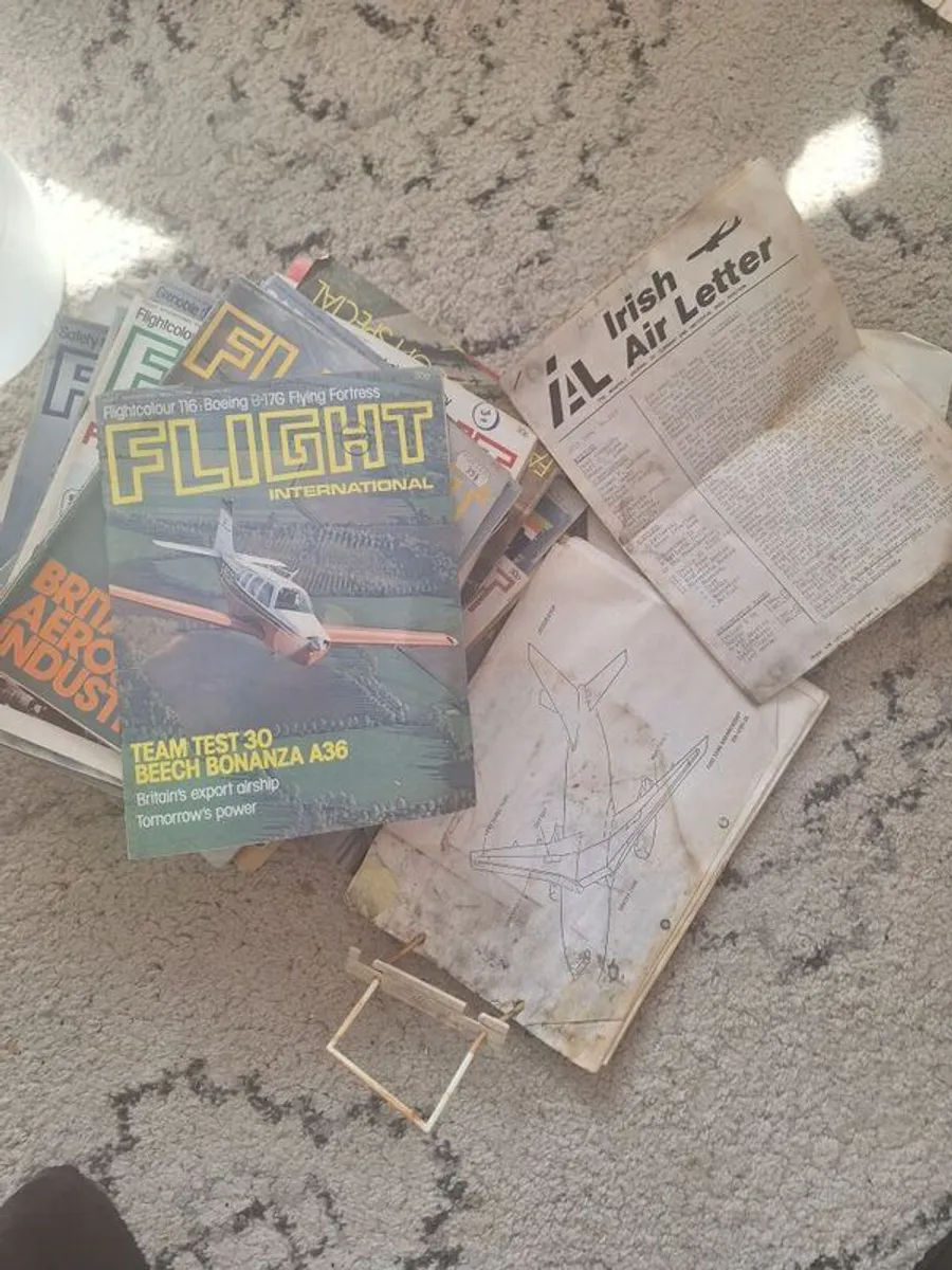 vintage flight magazines - Image 2