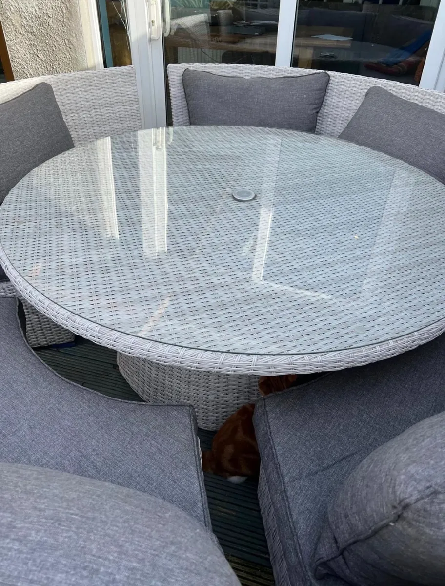 Garden furniture - Image 2