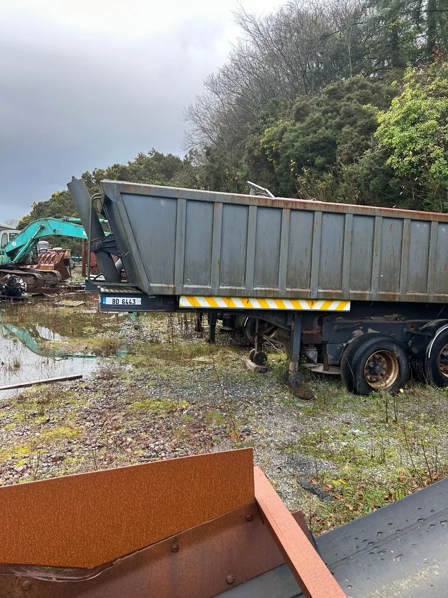 Tipping Trailer - Image 3