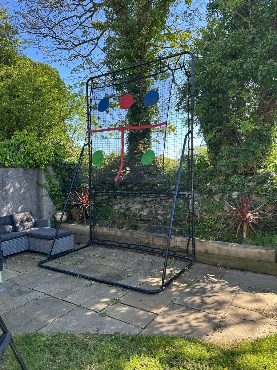 Football rebounder - Image 2