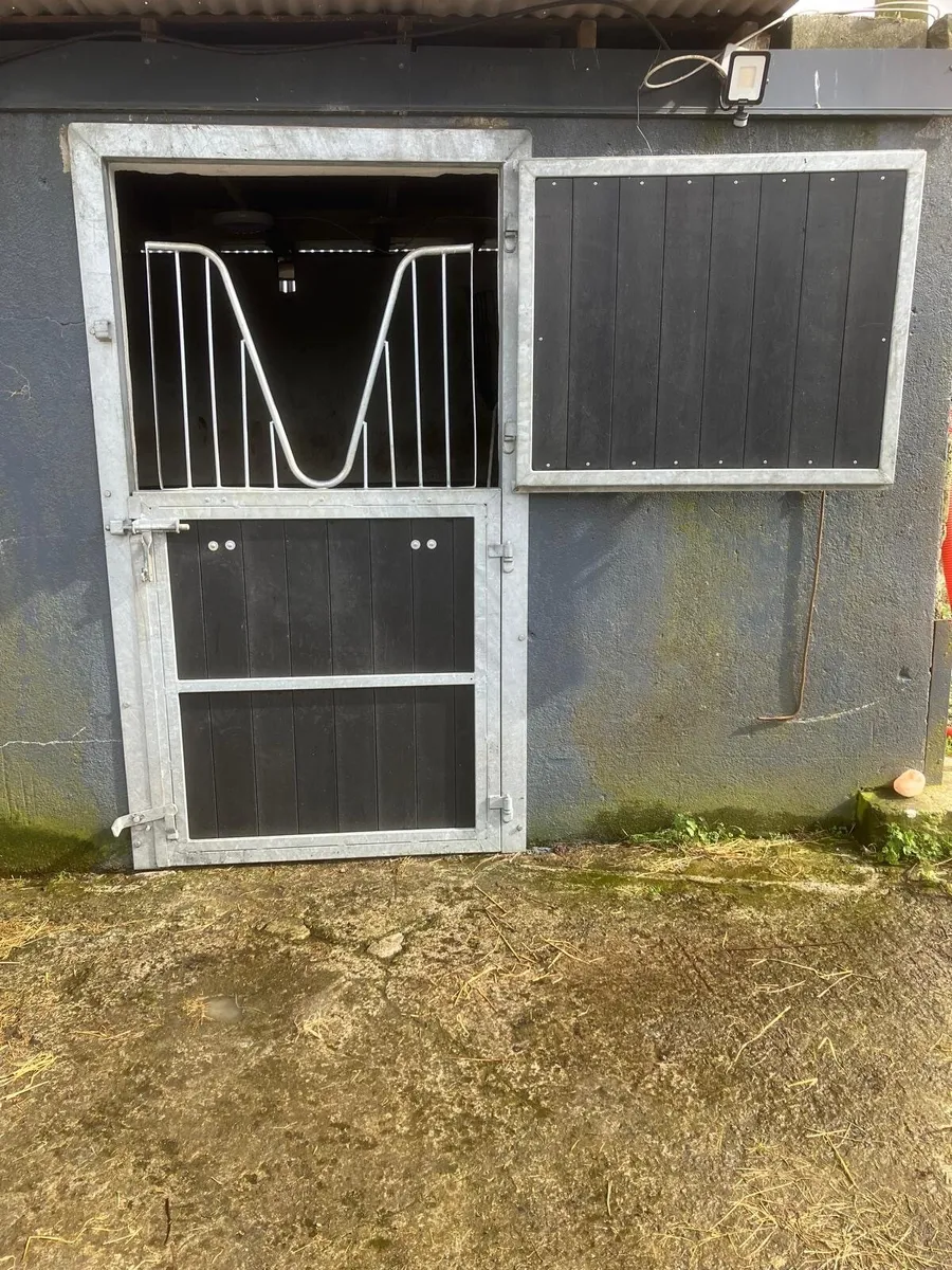Stable door - Image 1
