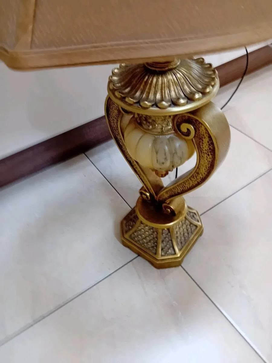 TABLE LAMP ELECTRIC - Image 2