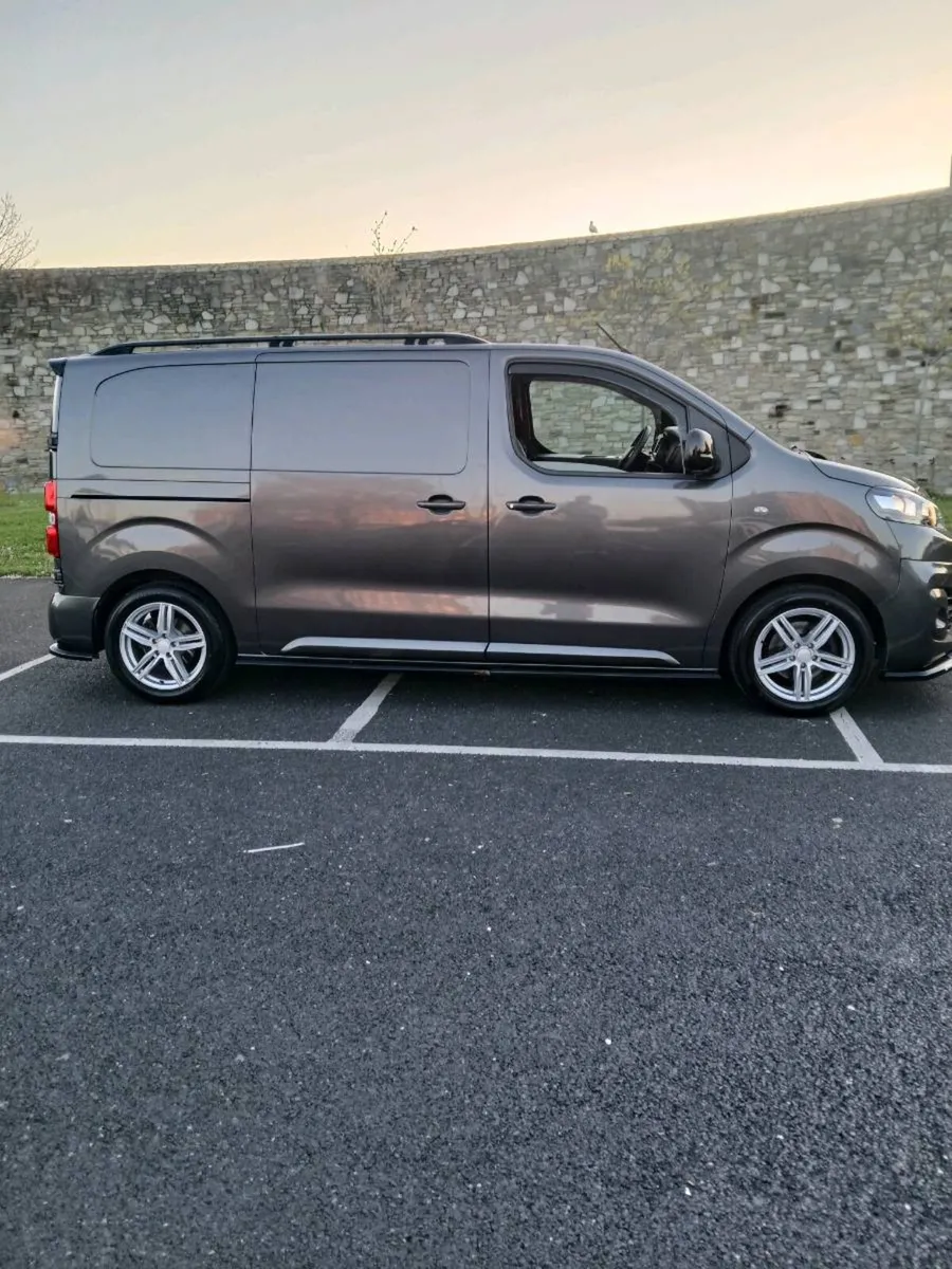 Citroen Dispatch - Image 2