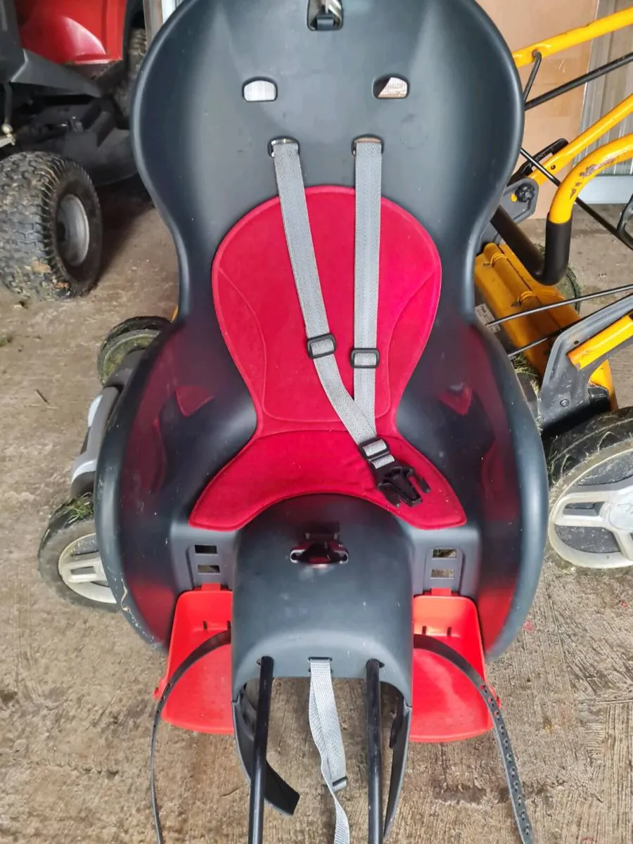 Child's bike seat - Image 2