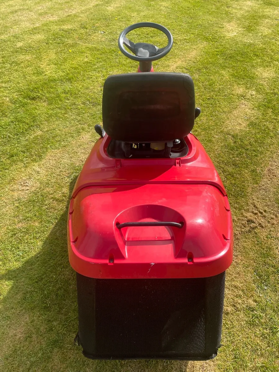 Castelgarden XF 130 HD ride-on lawnmower - Image 3