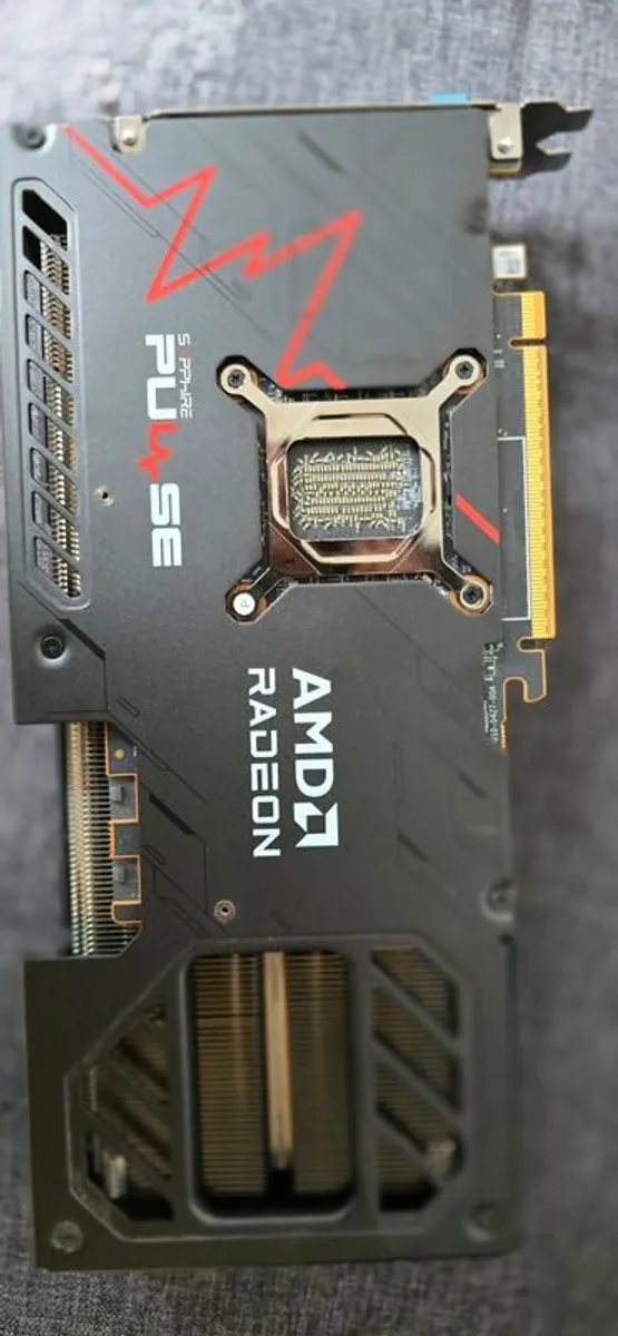 RX 9070 Sapphire Pulse 16GB - Image 4