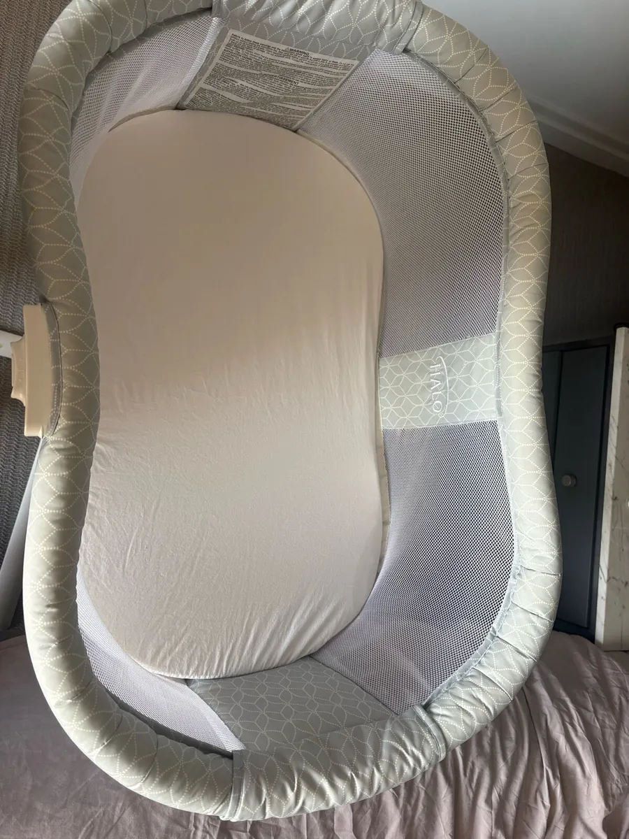 Halo bedside cot - Image 2