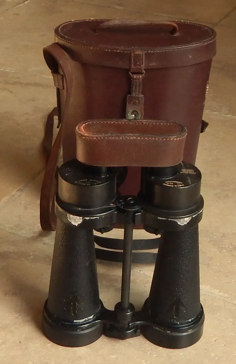 WW2 Barr & Stroud 7X CF41 Military Binoculars - Image 1