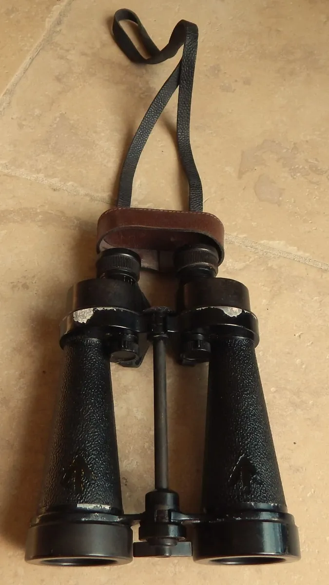 WW2 Barr & Stroud 7X CF41 Military Binoculars - Image 3