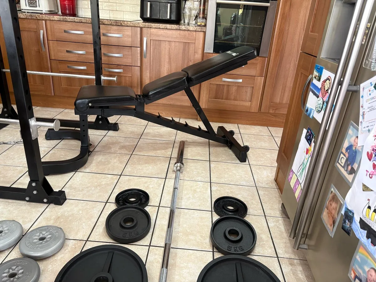 GYM POWER RACK, BENCH, WEIGHTS, COMPLETE SET!!! - Image 3