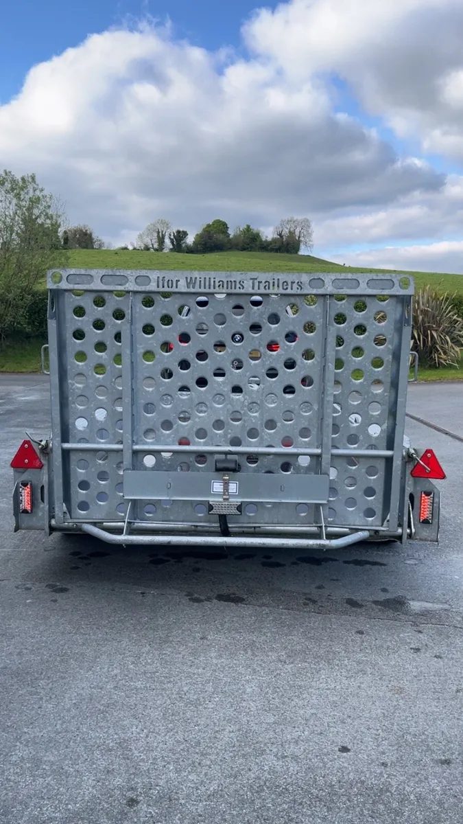 2024 Ifor Williams plant trailer 10x5.5 as new - Image 3