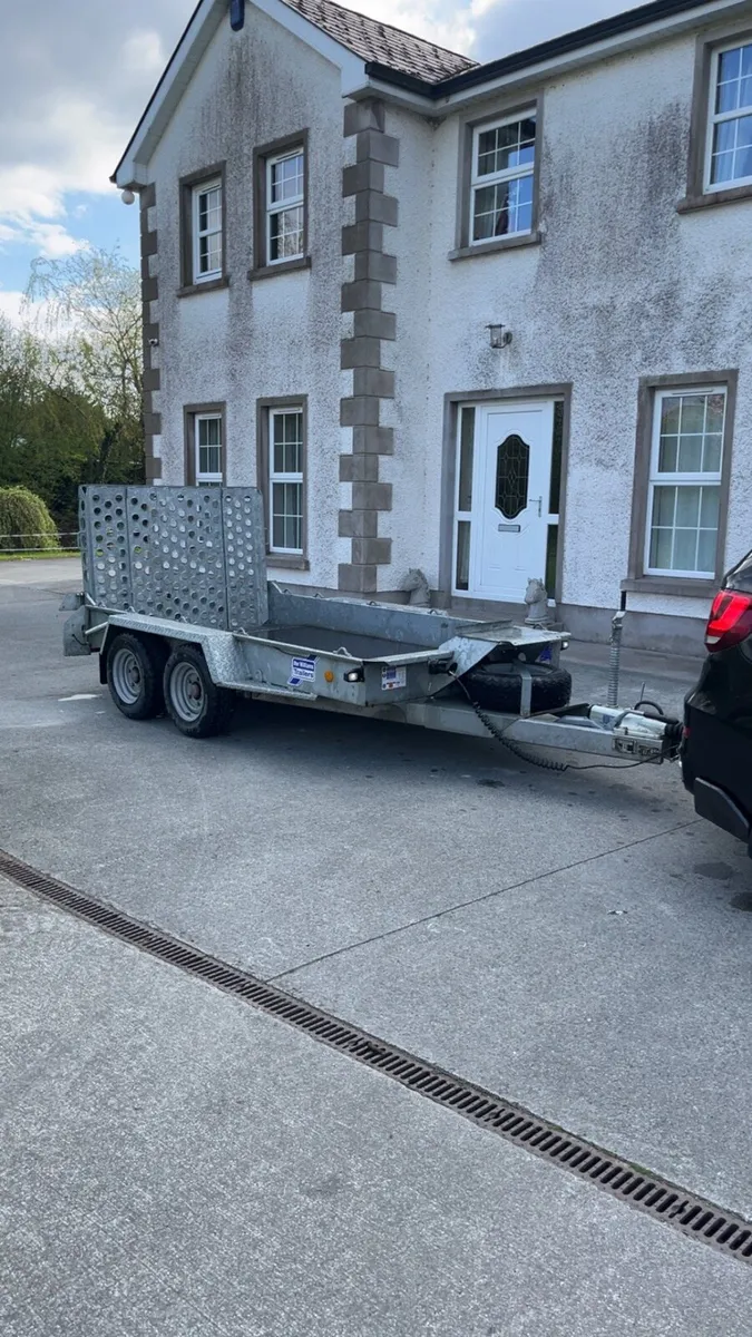 2024 Ifor Williams plant trailer 10x5.5 as new - Image 4