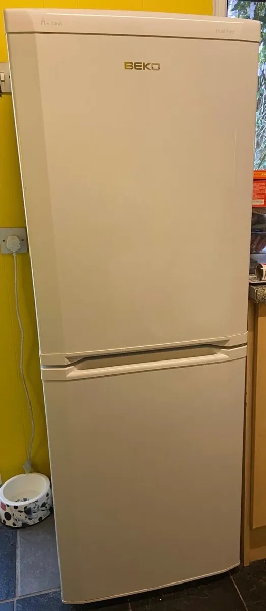 Fridge freezer - Image 1