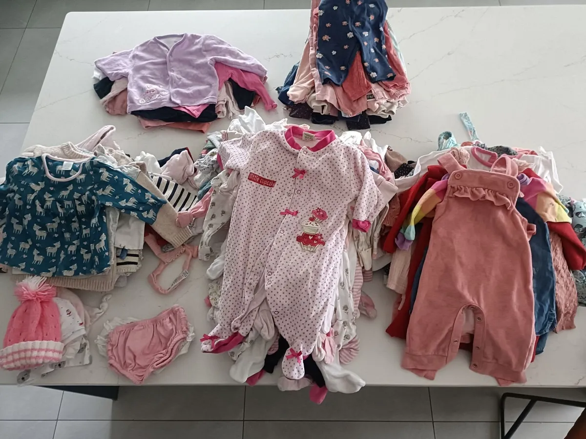 Baby girl clothes newborn up to 9 months - Image 2