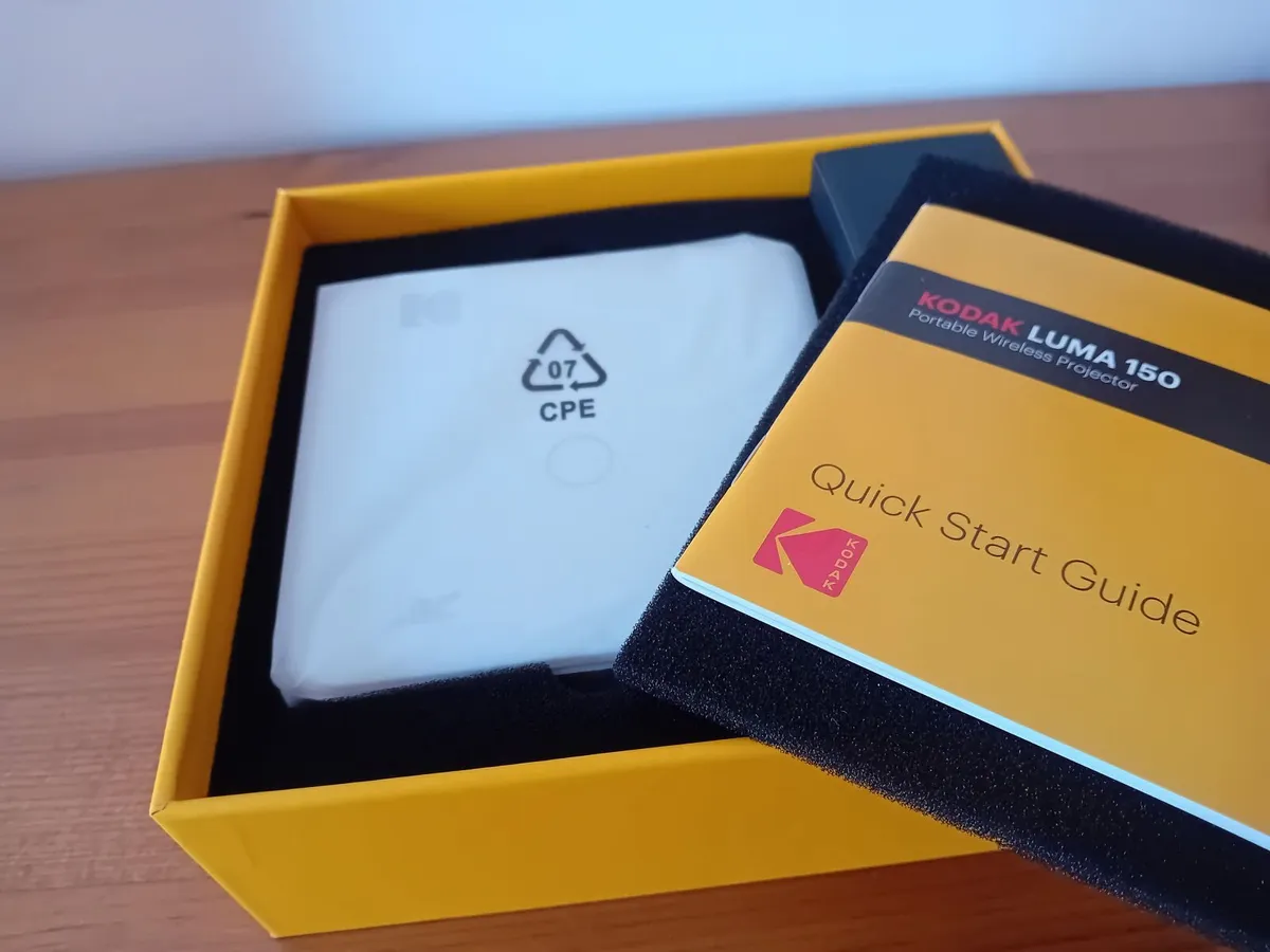 Portable Wireless Projector - Image 2