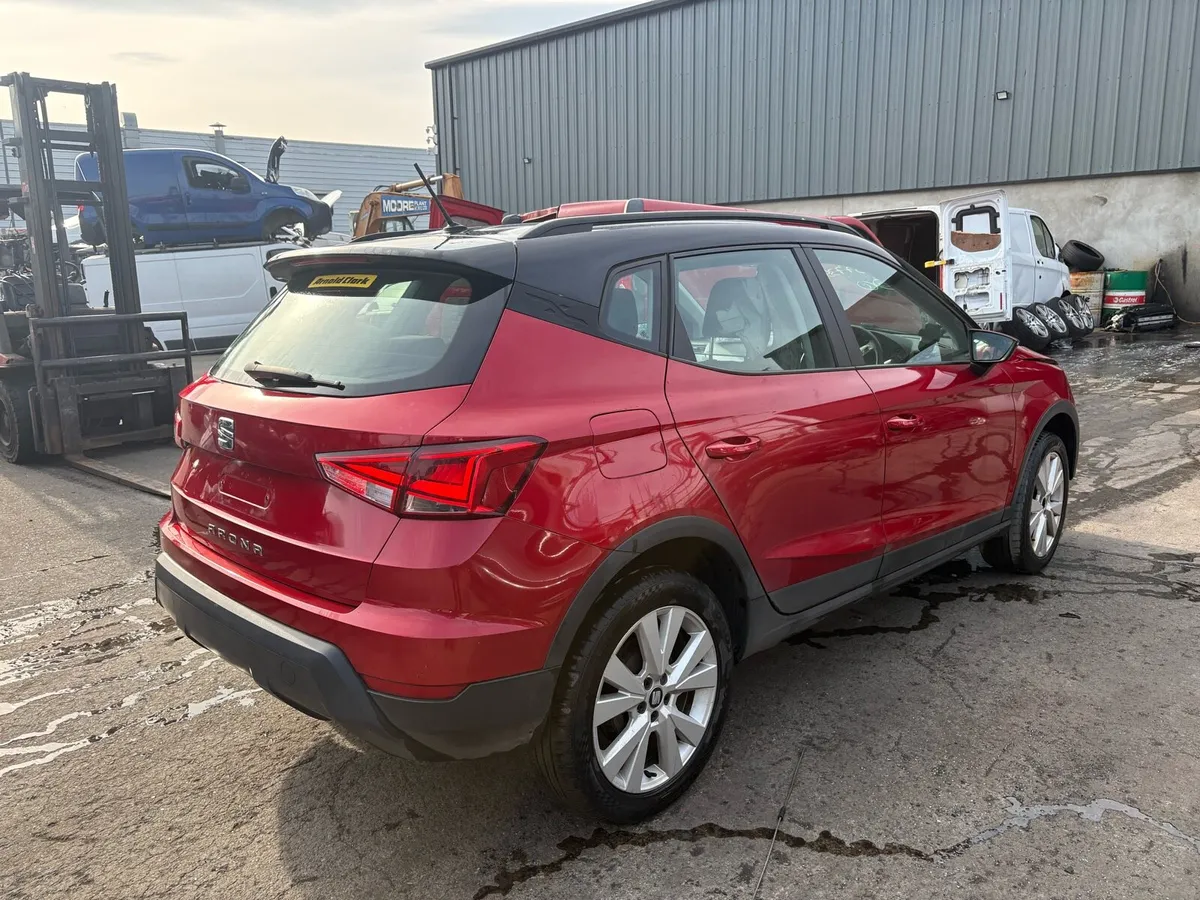 BREAKING 2018 SEAT ARONA 1.6 Diesel Manual - Image 4