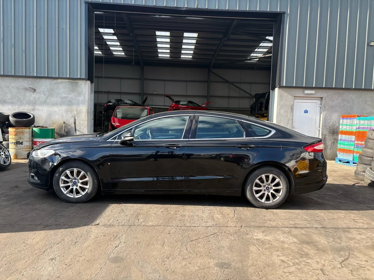 BREAKING 2016 FORD MONDEO 1.5 Diesel Manual - Image 4