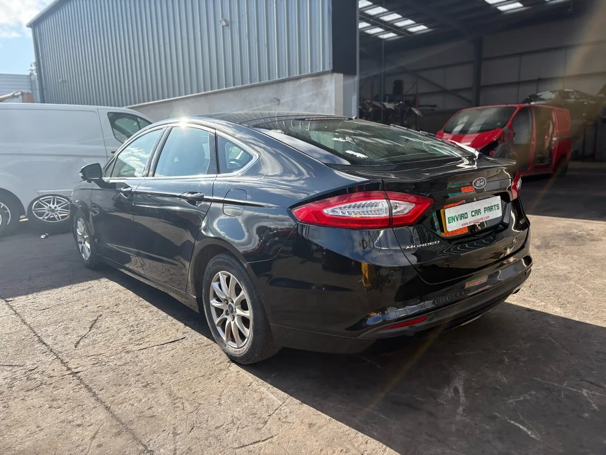BREAKING 2016 FORD MONDEO 1.5 Diesel Manual - Image 3