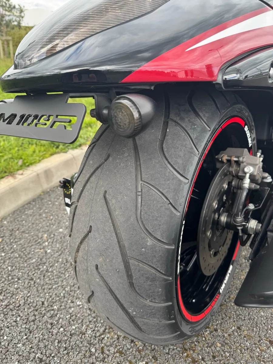 Suzuki M109R Boulevard - Image 3