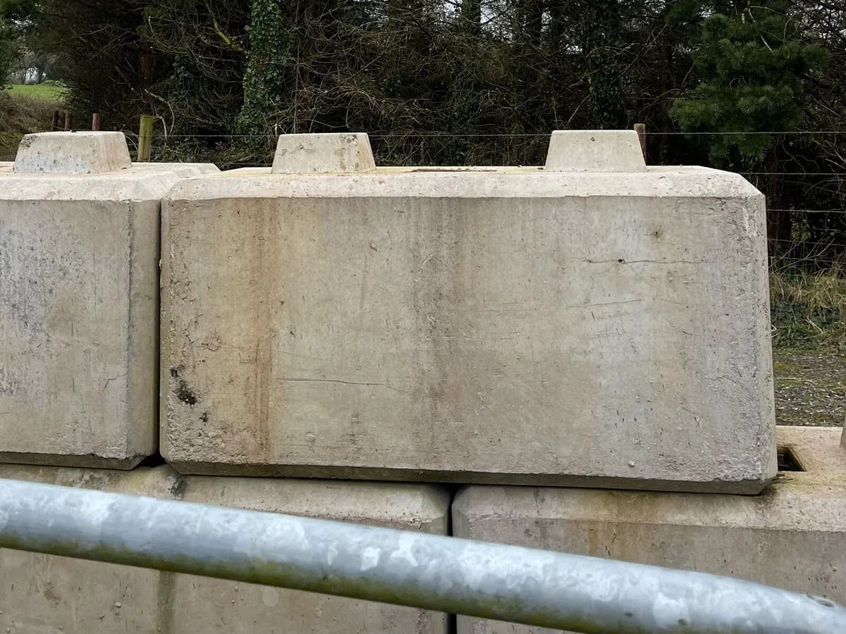 Interlocking Concrete Blocks - Image 2