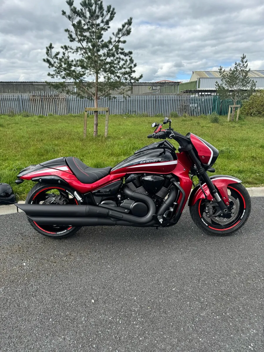 Suzuki M109R Boulevard - Image 1