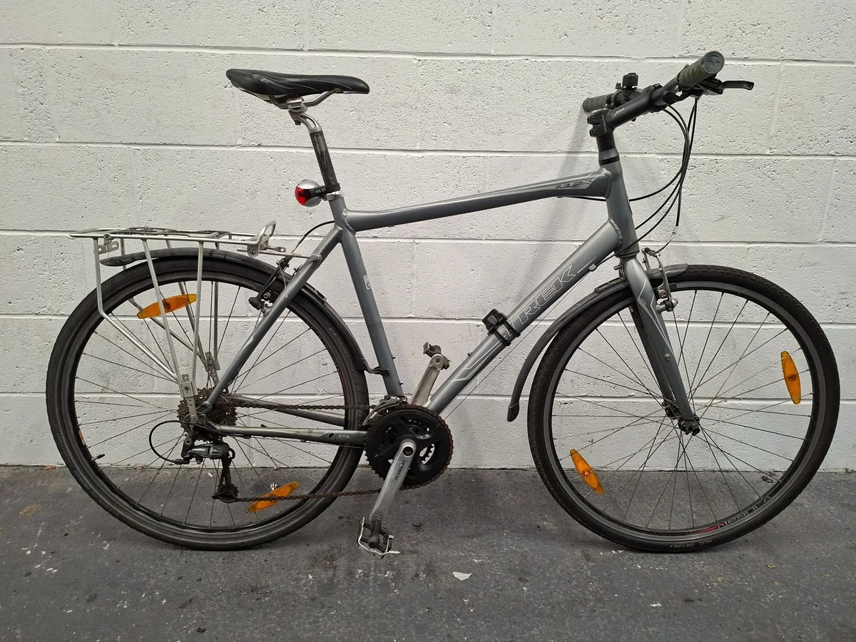 TREK  7.3 FX.  The bike is like new. - Image 2