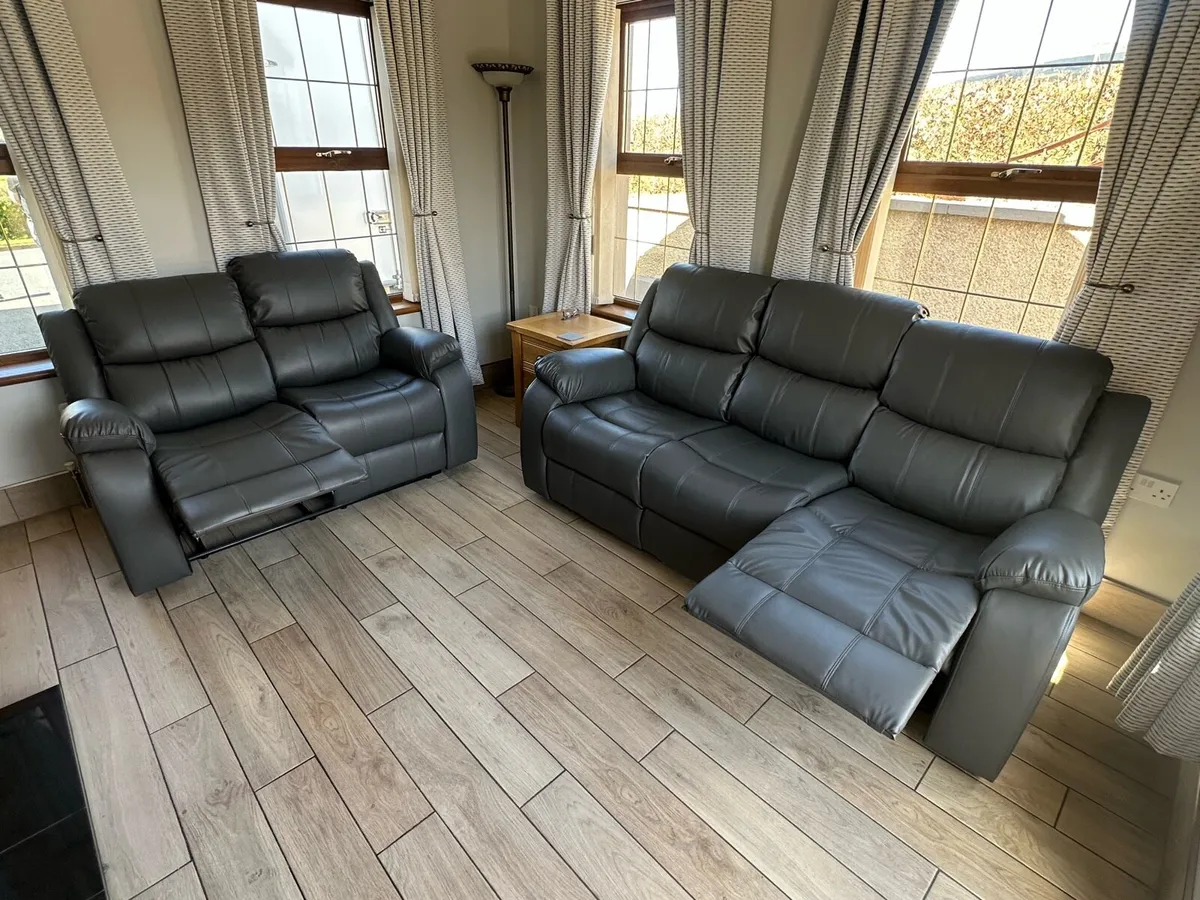 3+2 grey leather manual recliner sofa set - Image 3
