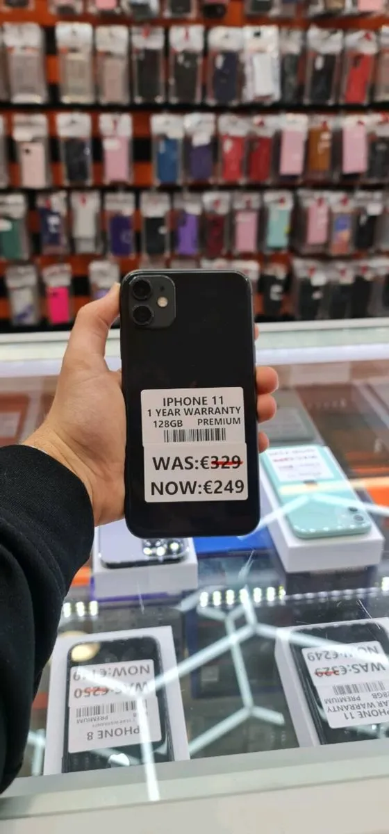 IPhone 11 128GB Premium Black unlocked