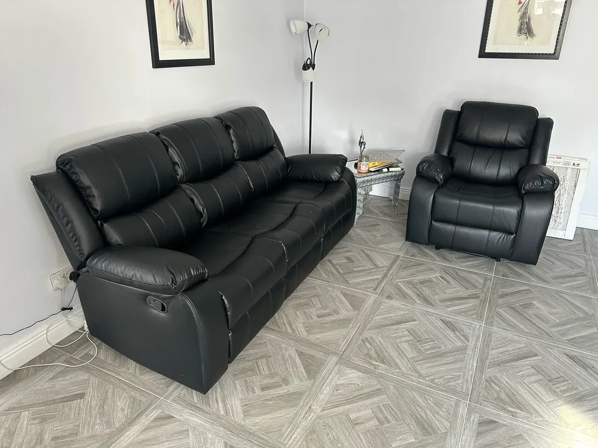 New Tan leather 3+1+1 recliner sofa set €899 - Image 4
