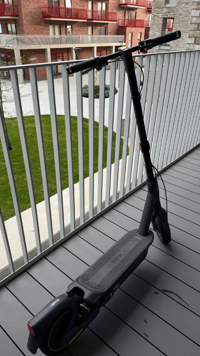 E-Scooter Segway Ninebot Max G2 - Image 3