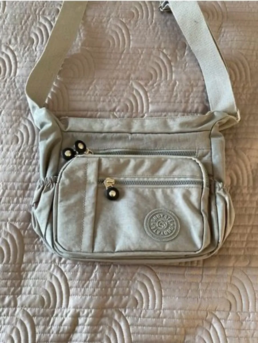 BNWT Grey Satchel Bag - Image 2
