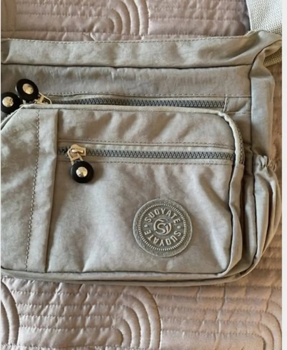 BNWT Grey Satchel Bag - Image 3