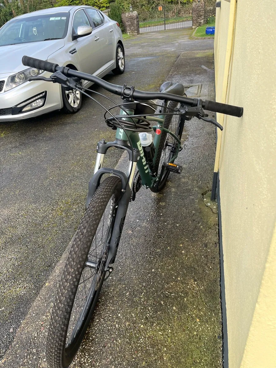 Giant Talon Mountain Bike - Image 3