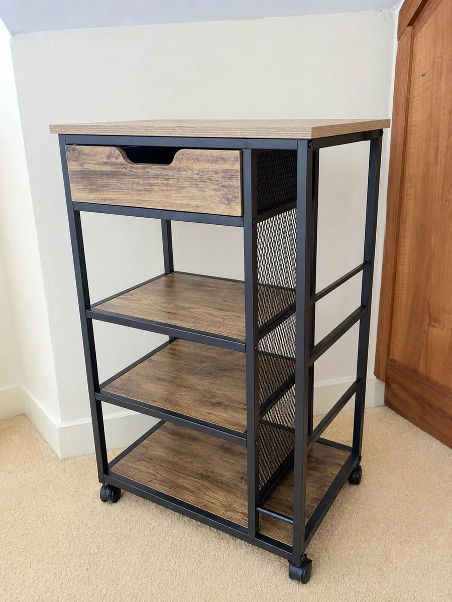 Storage rack - Image 1