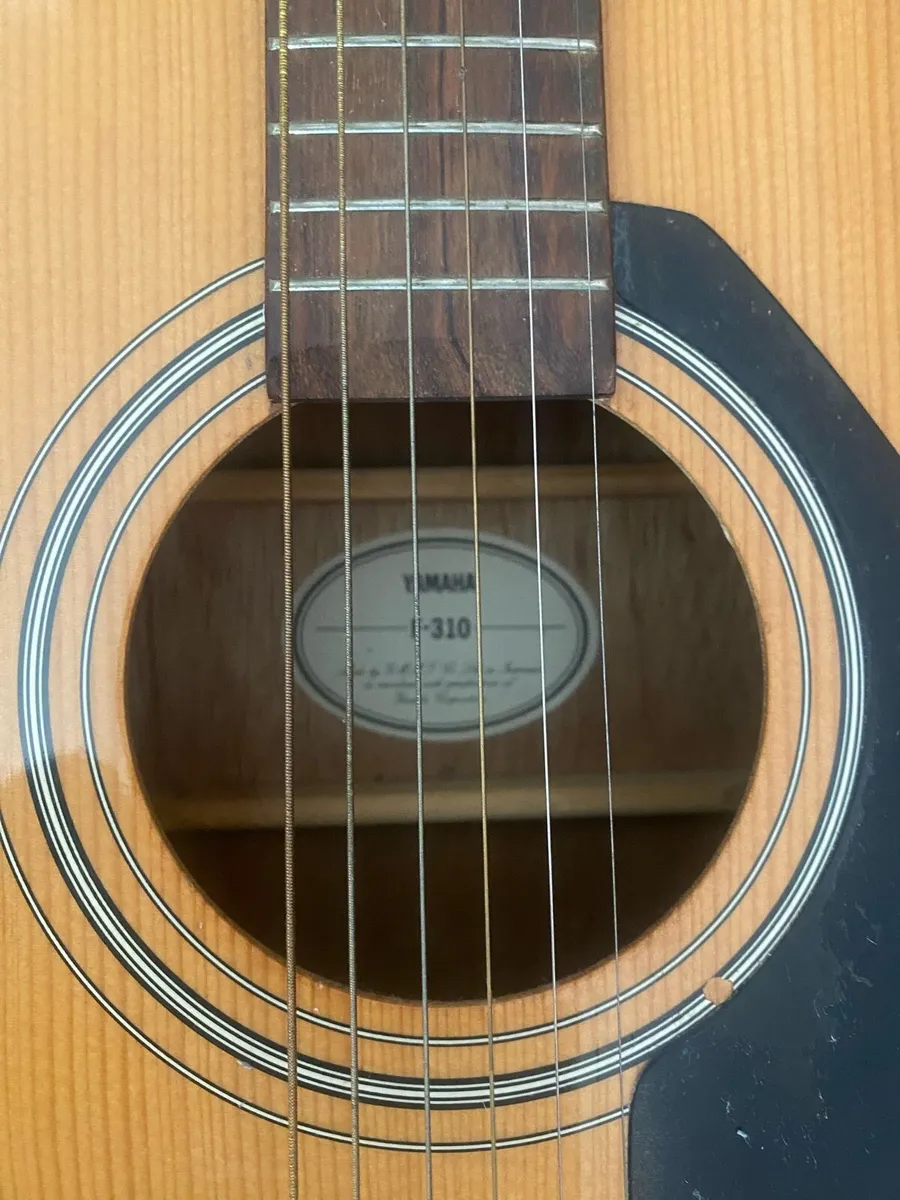 Yamaha guitar F310 - Image 1