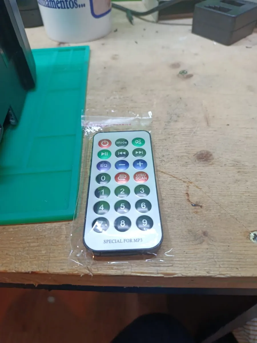 Bluetooth speaker - Image 2