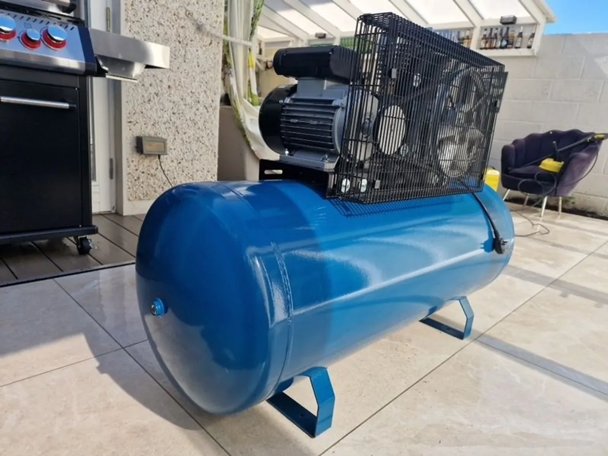Hyundai 200L Compressor - Image 4
