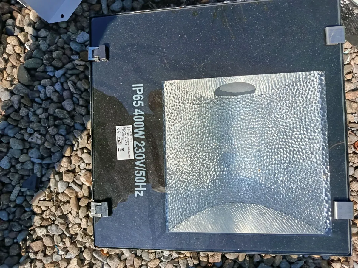 Floodlight - Image 1