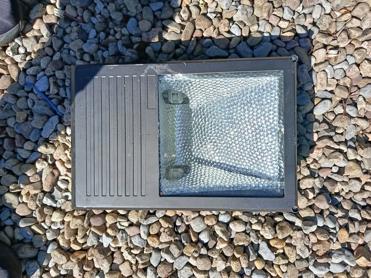 Floodlight - Image 2