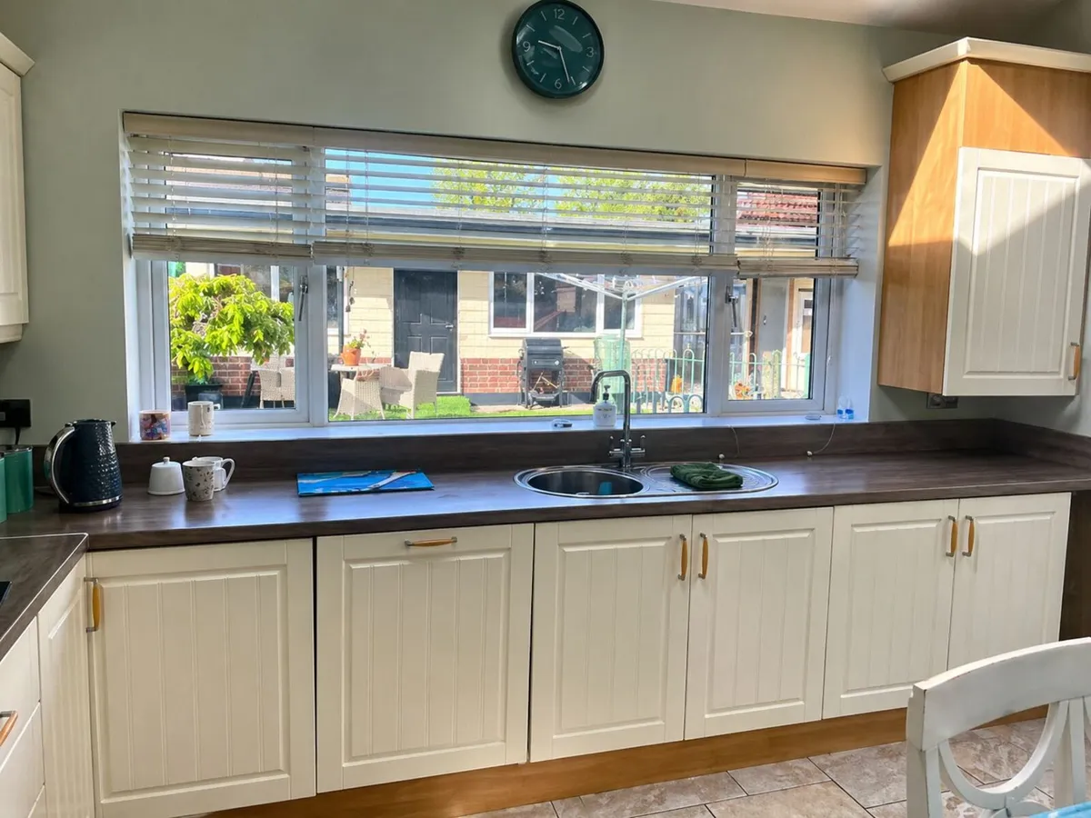 Used Cream Kitchen for Sale €500 - Image 1