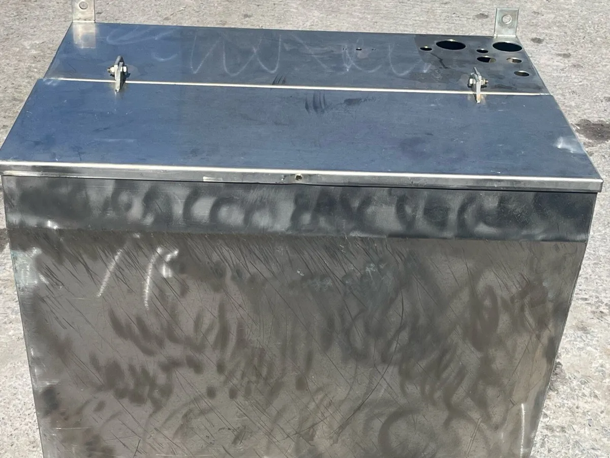 Wash trough - Image 2