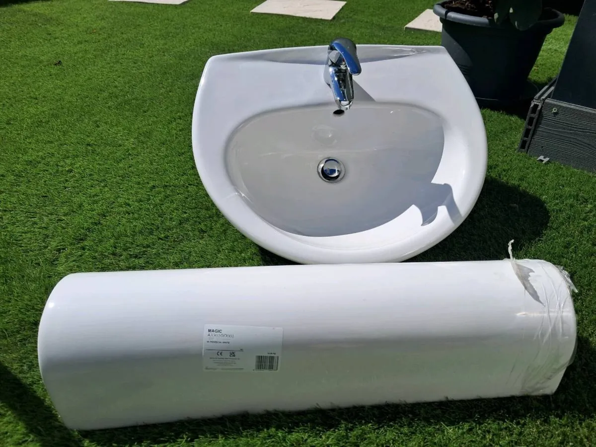 Sink and pedestal new - Image 4