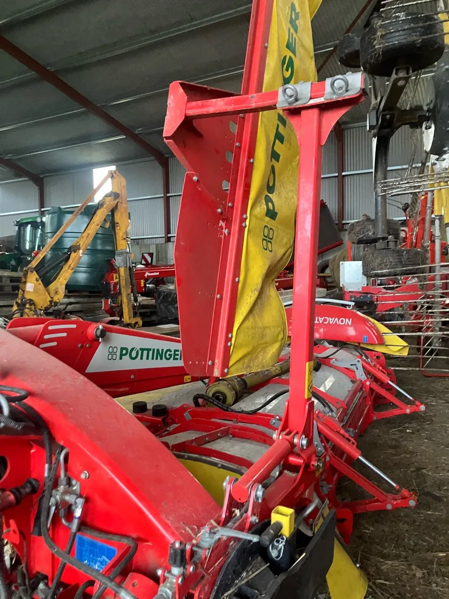 Pottinger Easy Flow Rear Mounted Mower - Image 2