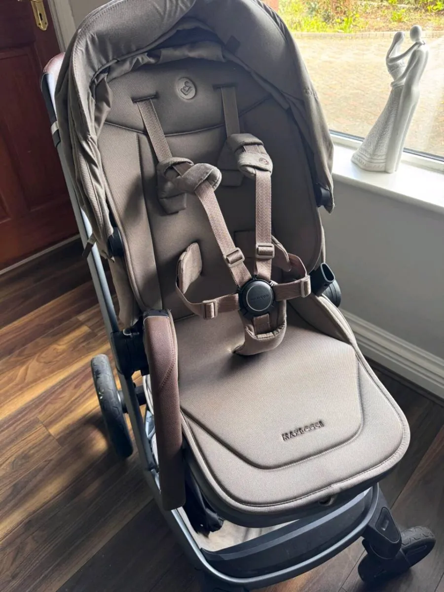 Maxi-Cosi Fame Pushchair - Twillic Truffle - Image 2