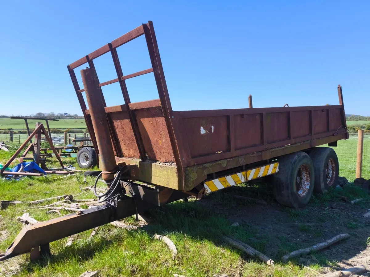 16" Trailer
